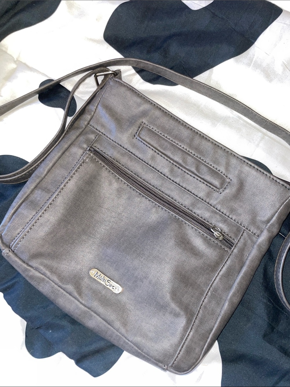 MultiSacs Gray Crossbody Bag for Women - Sleek Everyday Shoulder Bag